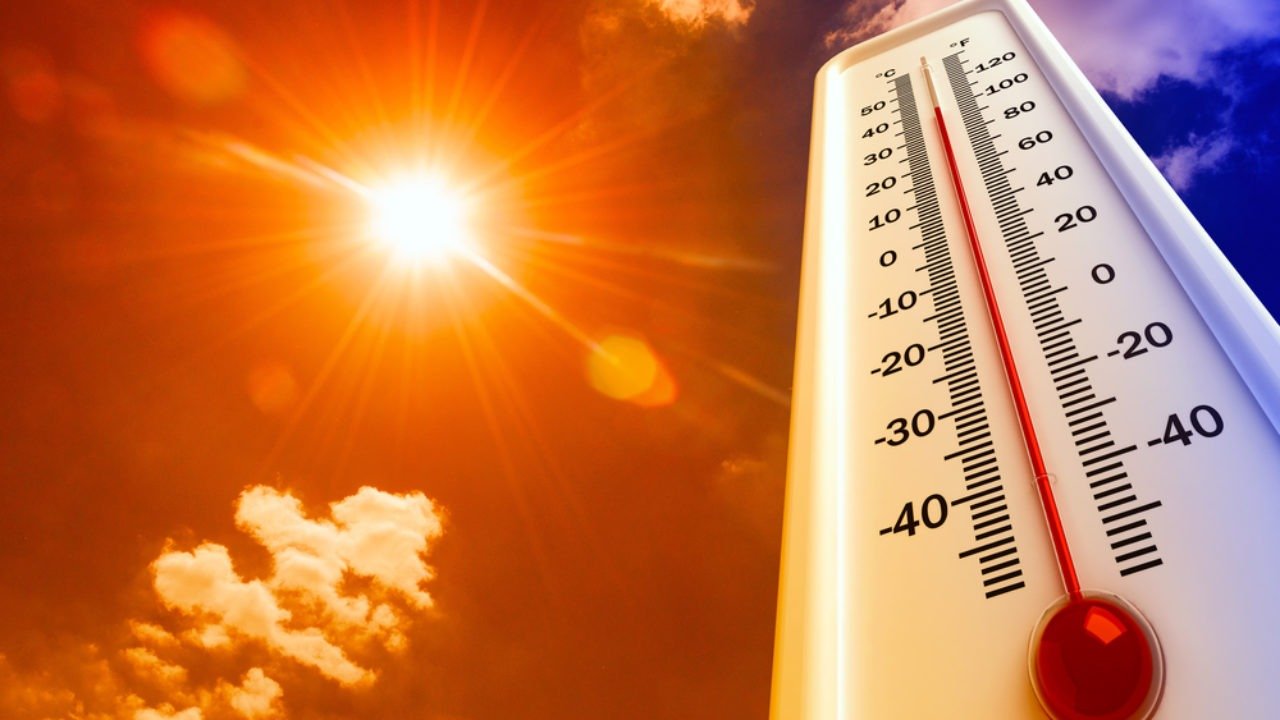 How Temperature Affects AC Efficiency