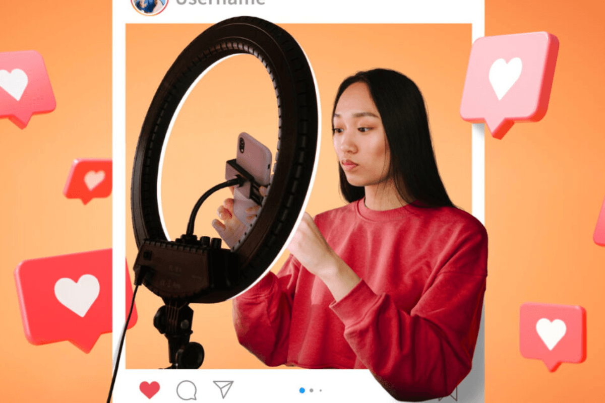 Female content creator filming herself with a smartphone and ring light for influencer campaigns, highlighting the importance of structured social media content supported by a digital marketing agency Gold Coast.